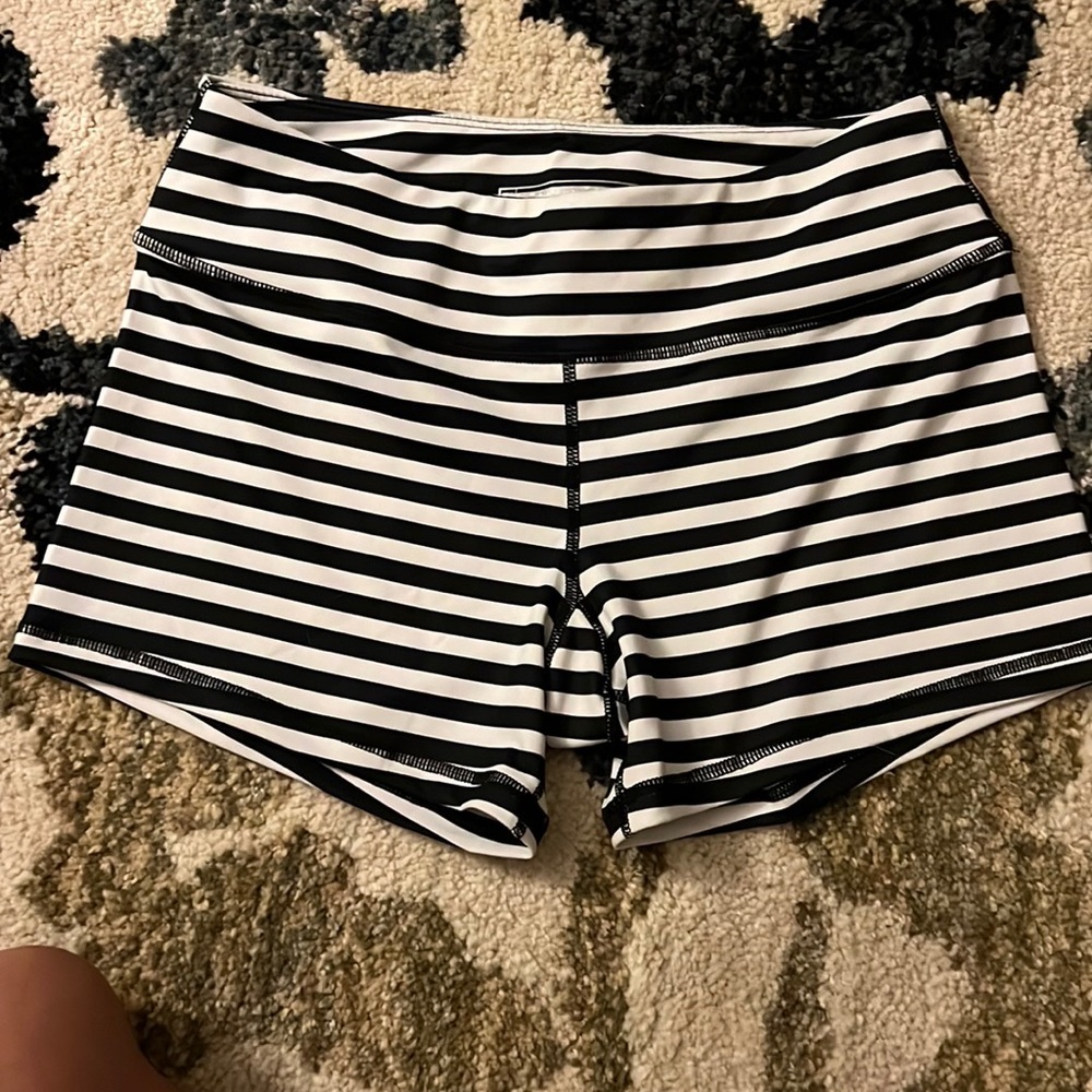 Born Primitive double take booty shorts